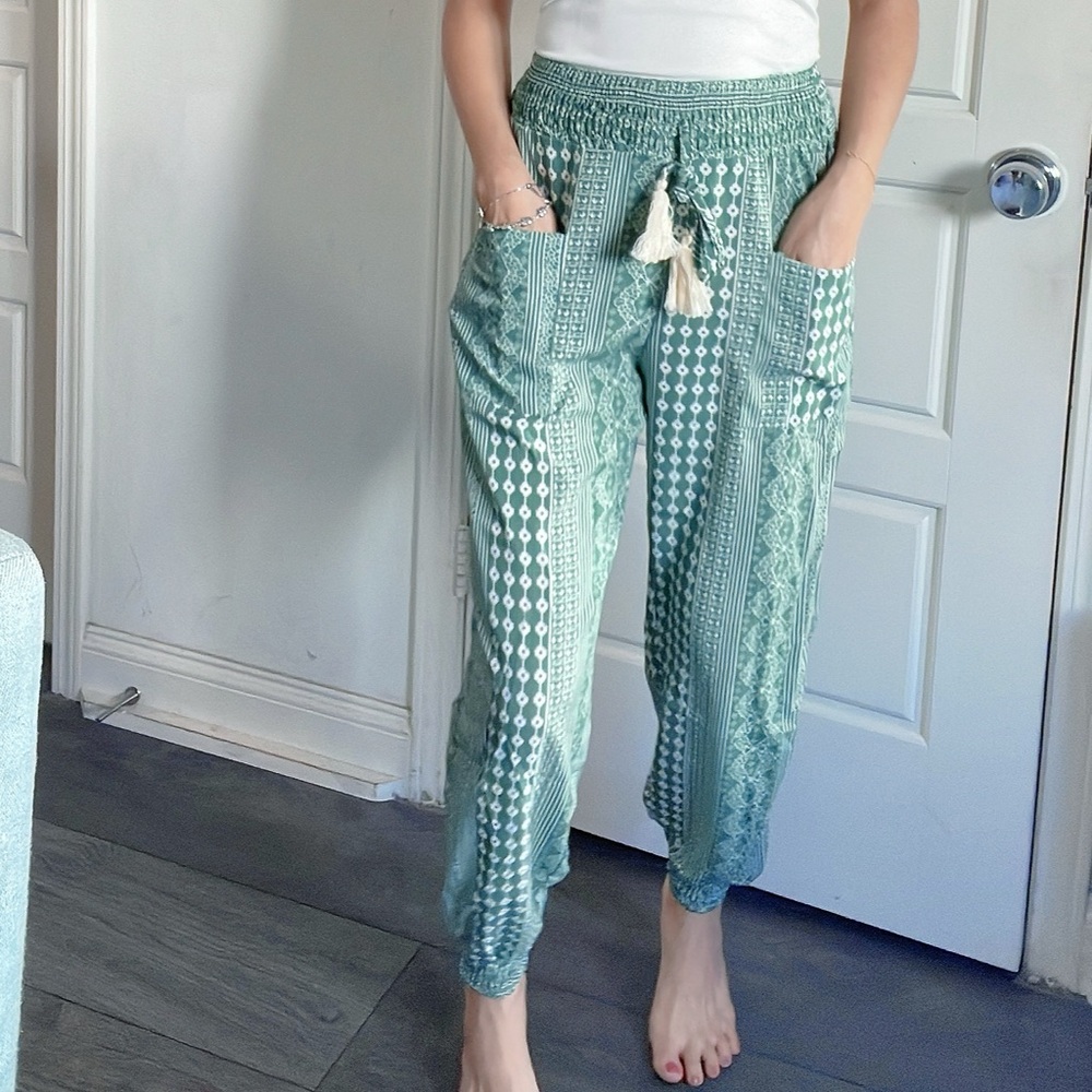 011 Boho Green Geo Print Stretch Waist Joggers - Picture 5 of 12